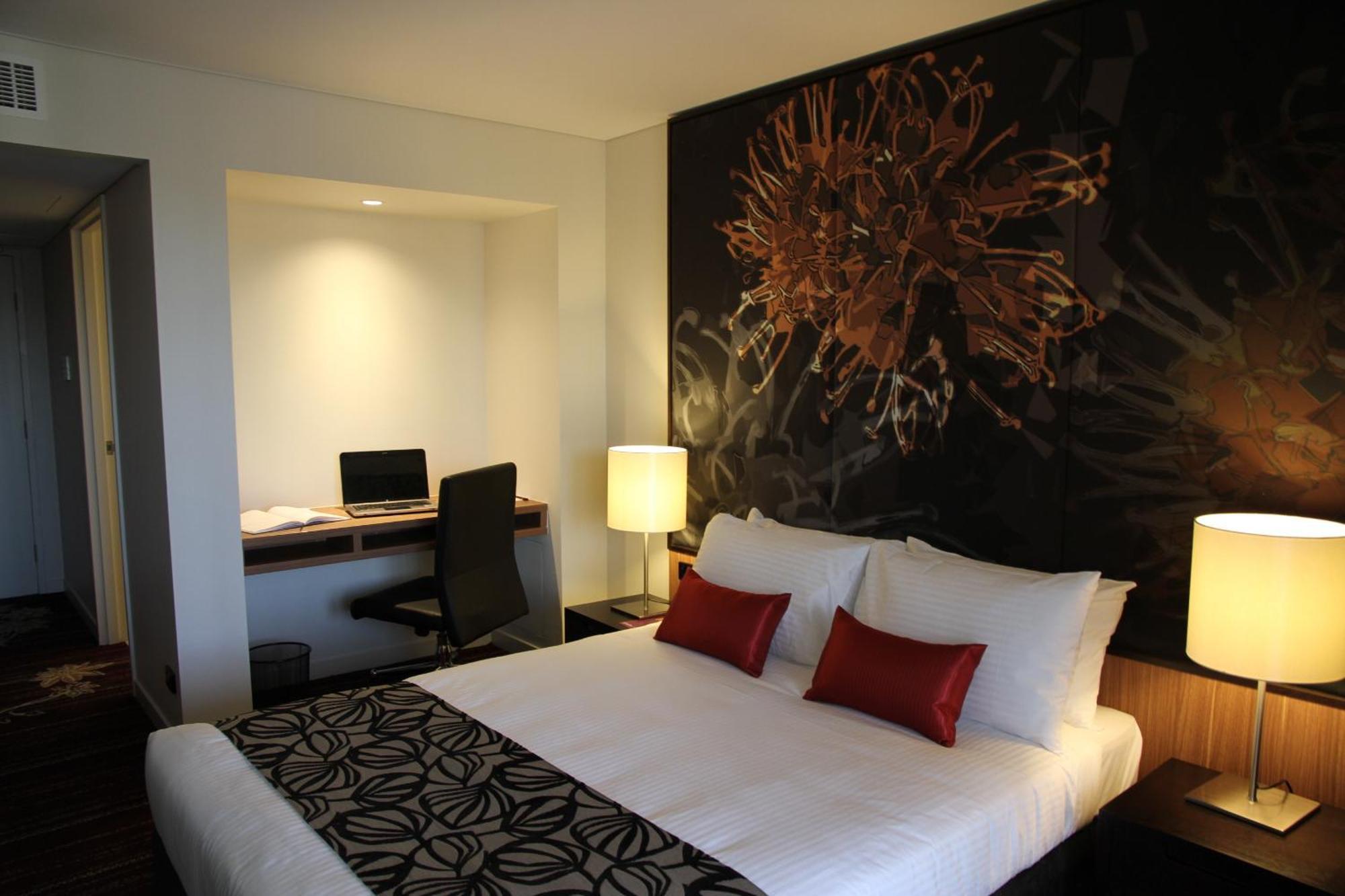 Mantra Gladstone Aparthotel Exteriör bild