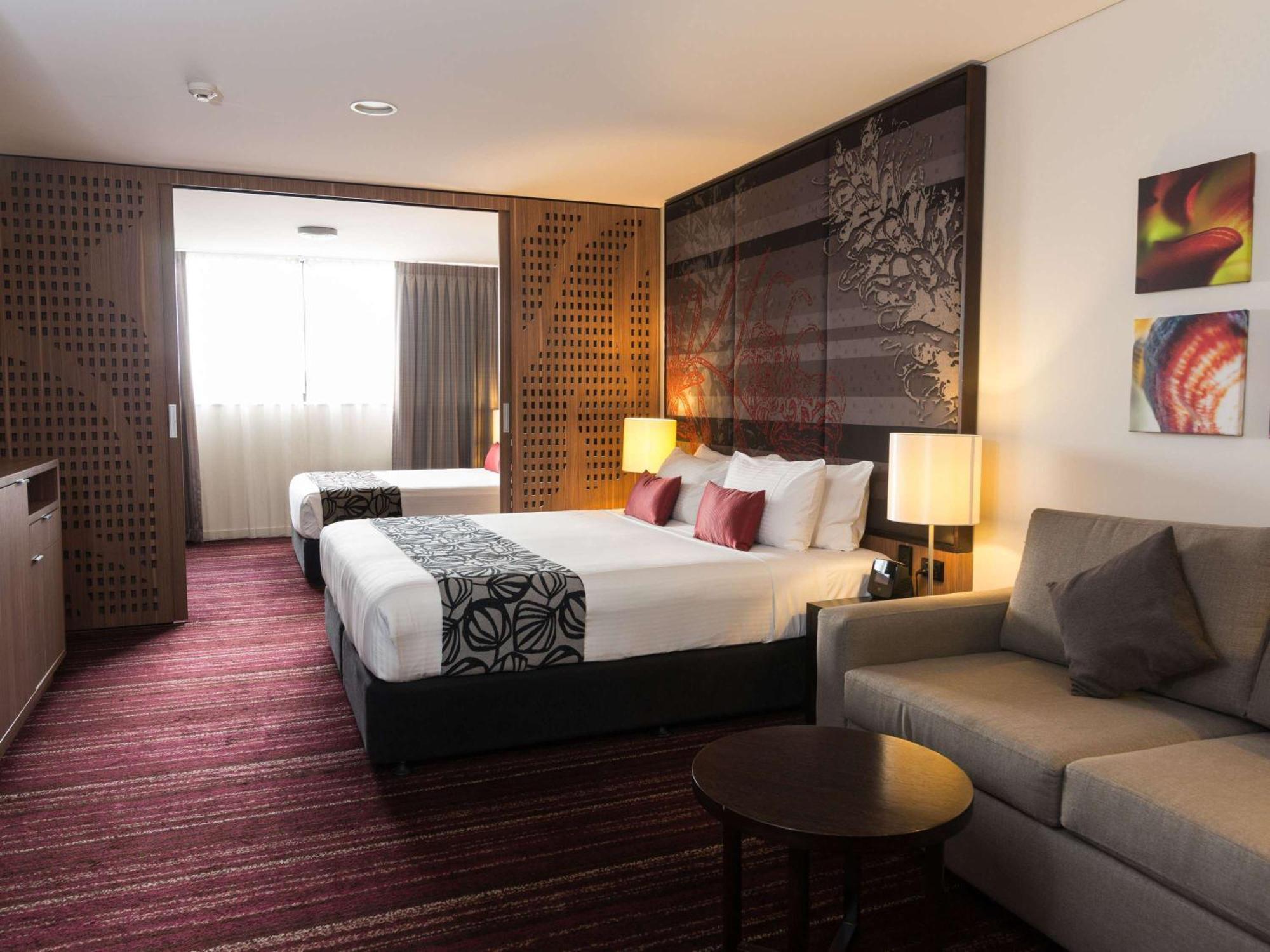 Mantra Gladstone Aparthotel Exteriör bild