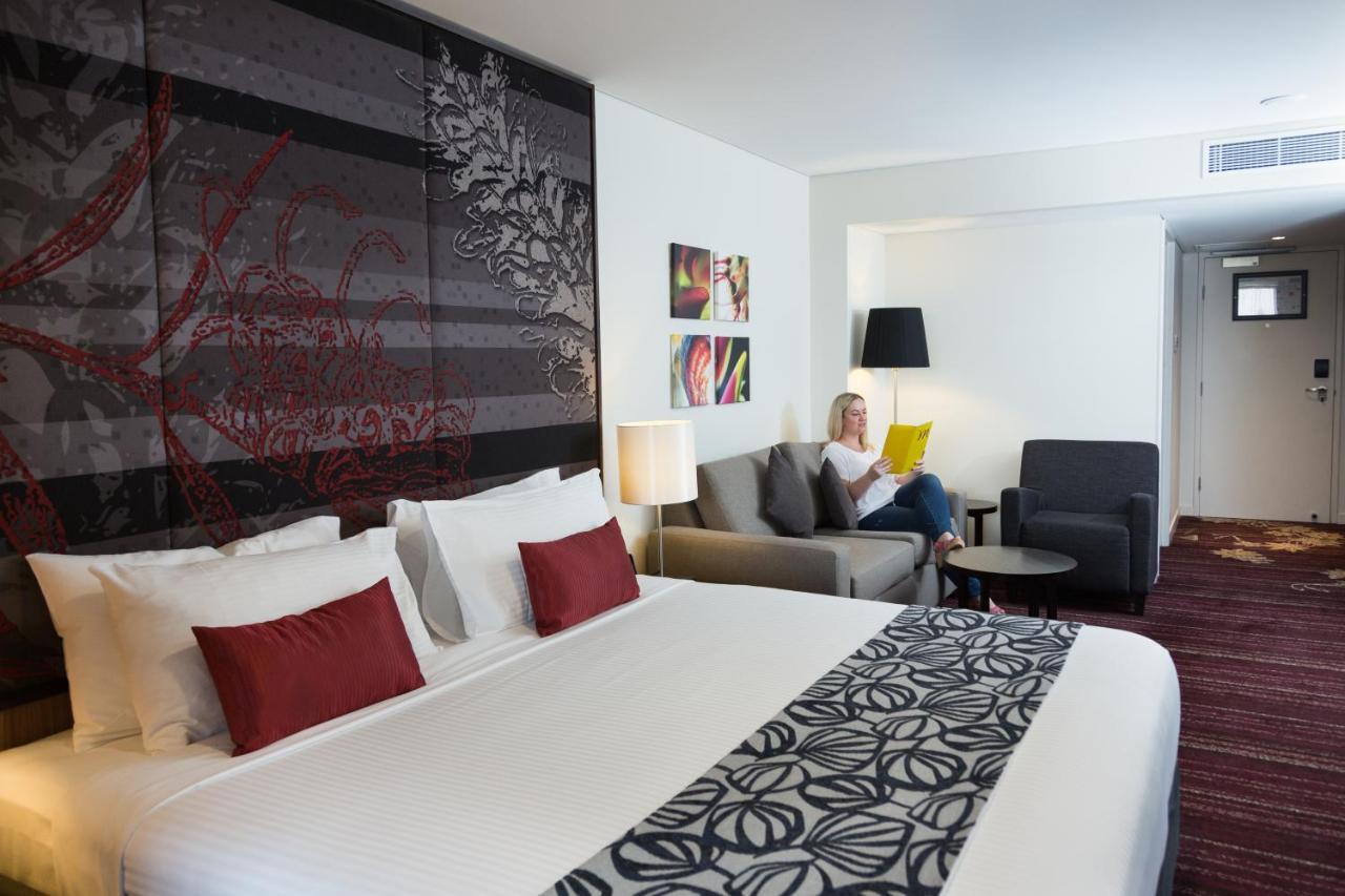 Mantra Gladstone Aparthotel Exteriör bild