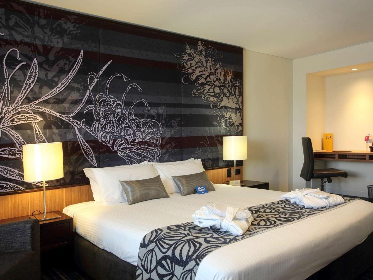 Mantra Gladstone Aparthotel Exteriör bild